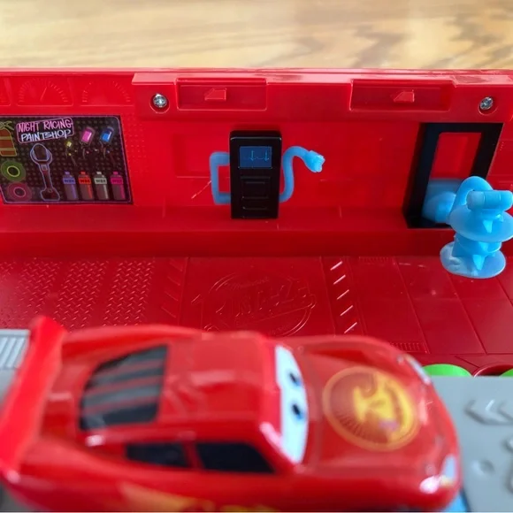 Disney Pixar Cars Glow Racers Transforming Mack + Mini Racers Hauler Truck - Picture 8 of 16